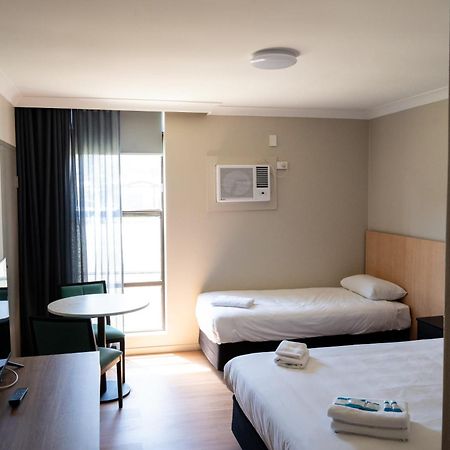 El Toro Motel Warwick Farm Ngoại thất bức ảnh