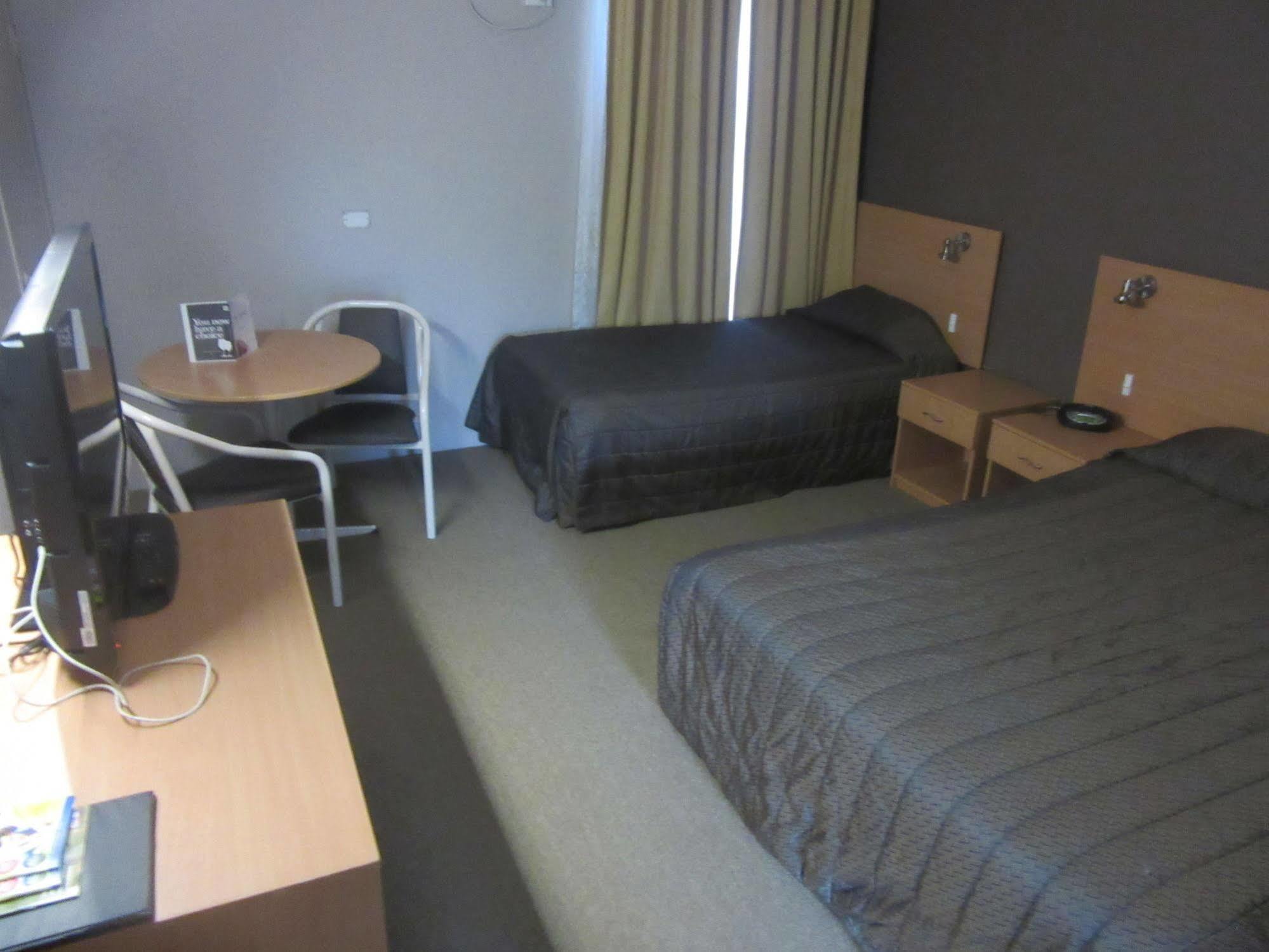 El Toro Motel Warwick Farm Ngoại thất bức ảnh
