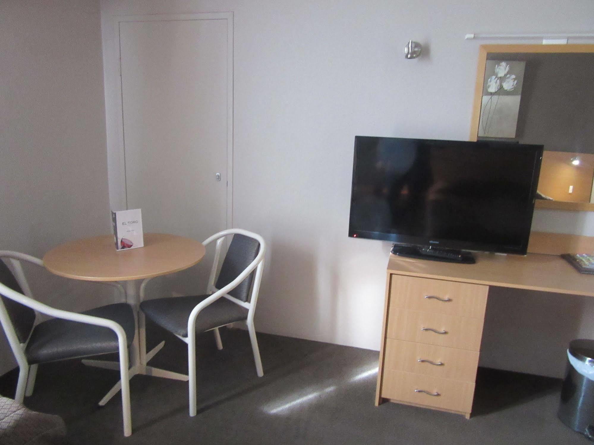 El Toro Motel Warwick Farm Ngoại thất bức ảnh