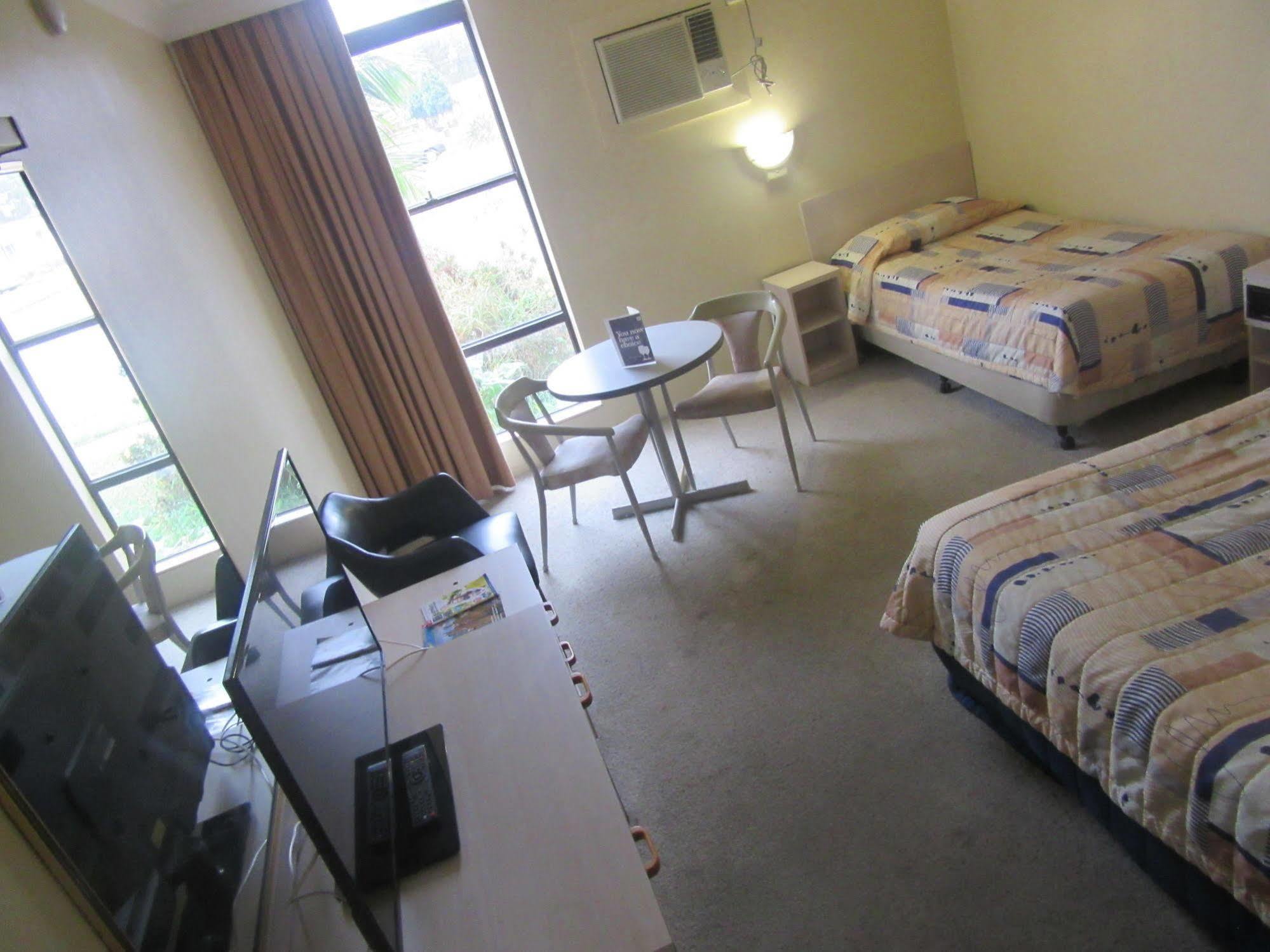 El Toro Motel Warwick Farm Ngoại thất bức ảnh